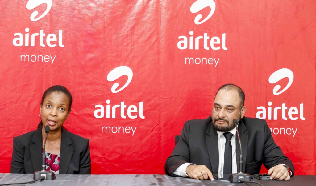 From Left, Airtel Money Kenya MD, Anne Kinuthia Otieno and Airtel Kenya Networks Limited MD, Ashish Malhotra during the launch of the ‘Rudishiwa Transaction Fees’ campaign.